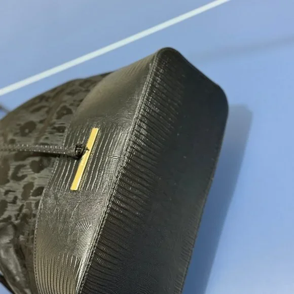 Brahmin Black Selene Bucket Shoulder Bag- Used - Picture 5 of 12